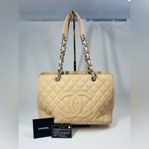 Authentic CHANEL Caviar Quilted Grand Shopping Tote